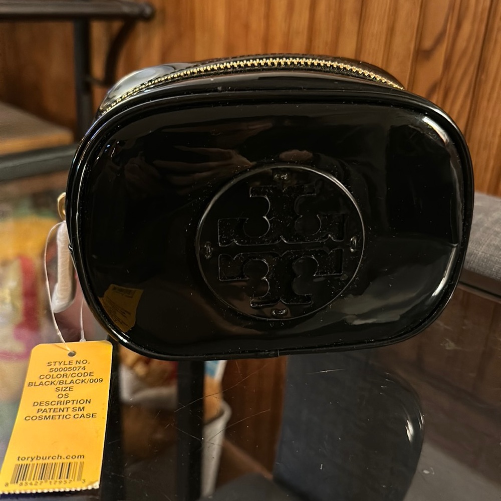 Brand New with Tags Tory Burch Small Patent Leather Makeup Bag